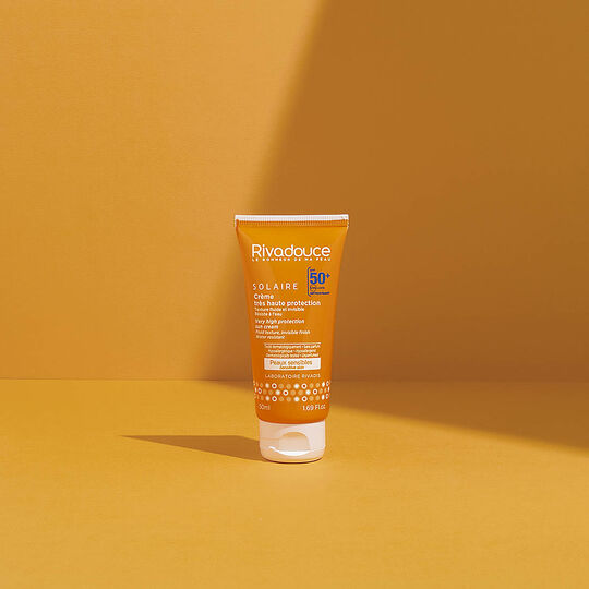Crème très haute protection SPF 50+ UVA/UVB antioxydante image number null