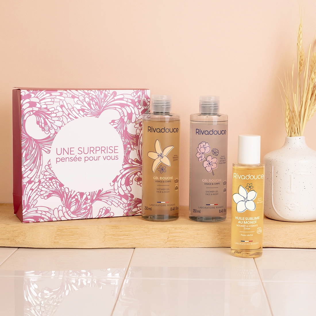 Coffret de soin escapade fleurie image number null