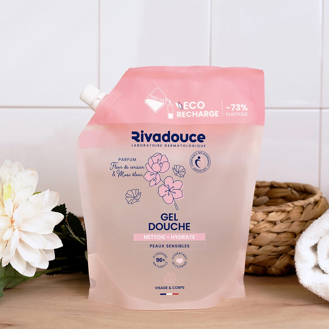 Eco-recharge gel douche fleur de cerisier musc blanc 750ml image number 0
