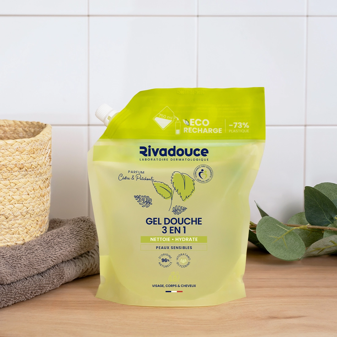 Eco-recharge shampoing douche c&egrave;dre & patchouli 750ml image number 0