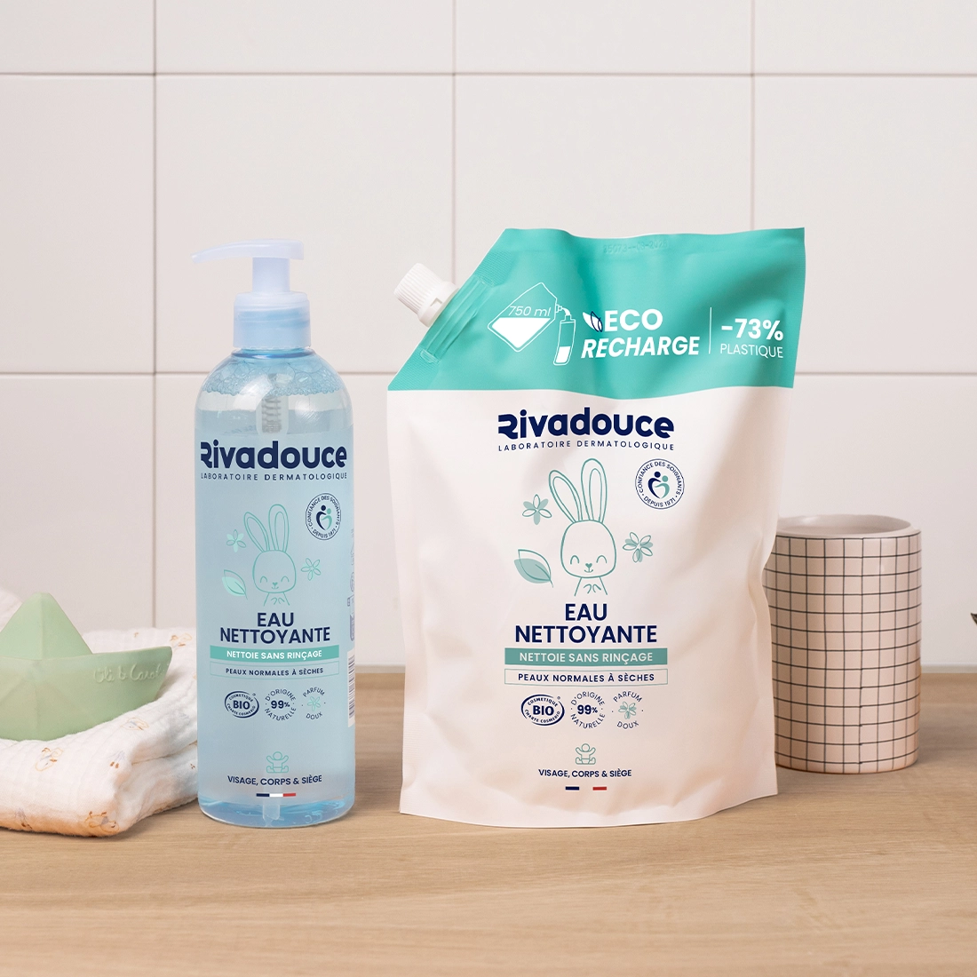 Lot flacon 500ml + recharge 900ml eau nettoyante bebe image number 0