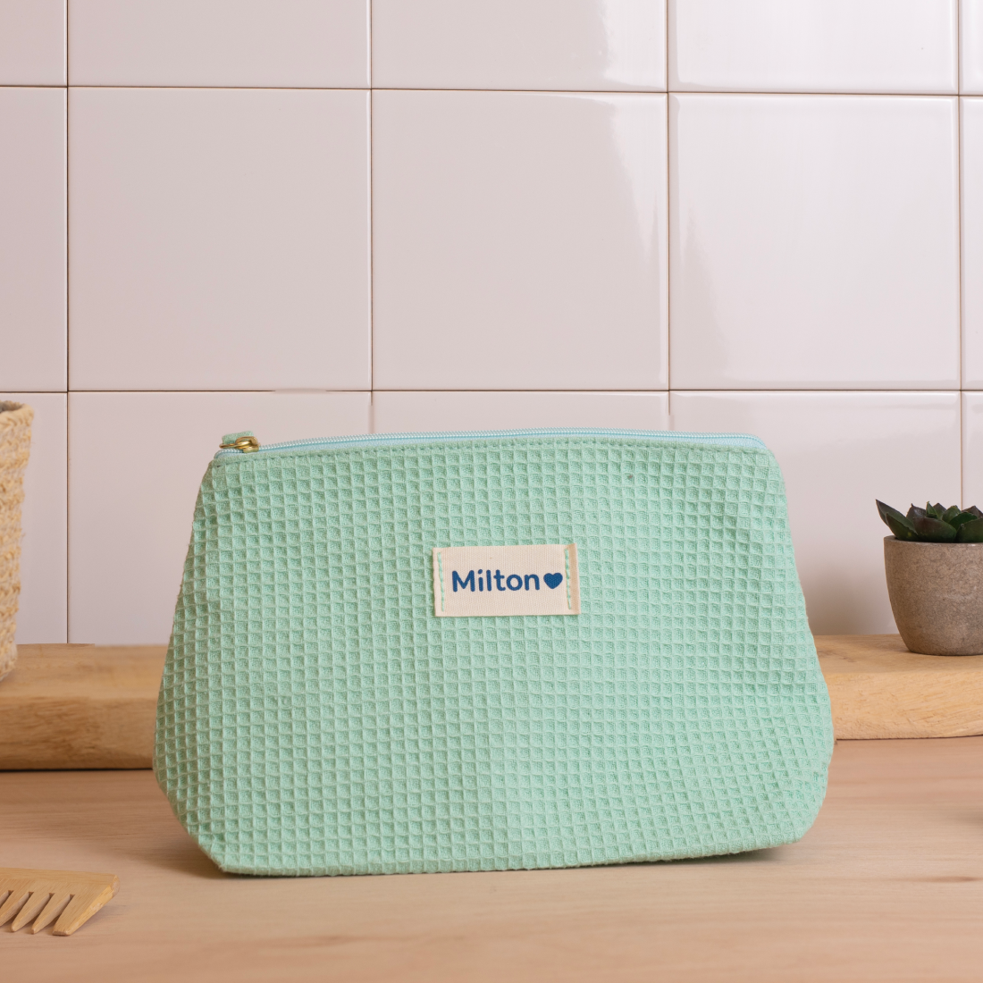 Trousse verte en nid d'abeille image number null