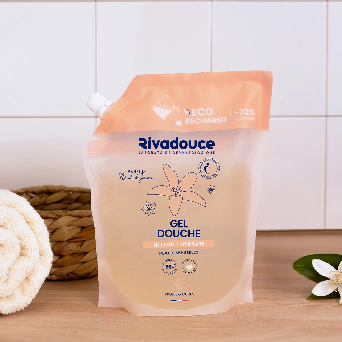 Eco-recharge gel douche n&eacute;roli & jasmin 750ml image number 0